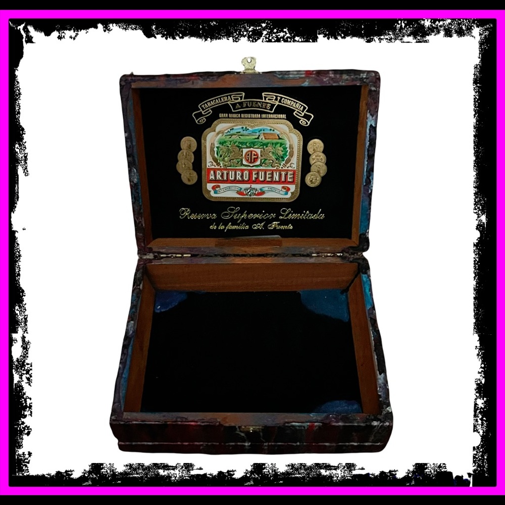 New Artisan Hand Painted By Me Gothic Poured Vintage Cigar Box By Arturo Fuente - Picture 12 of 15